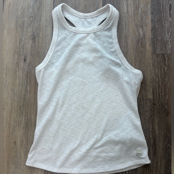 Vuori tank top - Picture 1 of 3